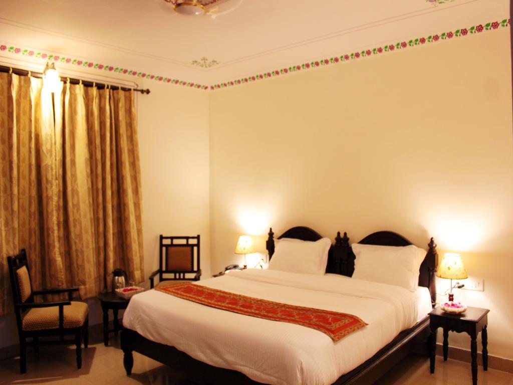 Hotel Mahima Palace Udaipur Exterior photo